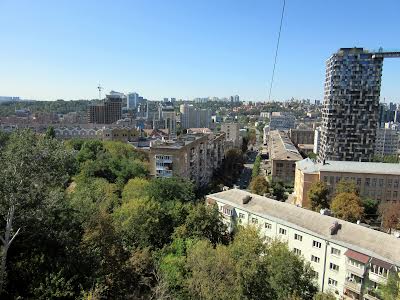 квартира по адресу Василия Тютюнника ул. (Анрі Барбюса), 5-Б
