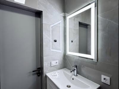 квартира за адресою Шолуденка вул., 32