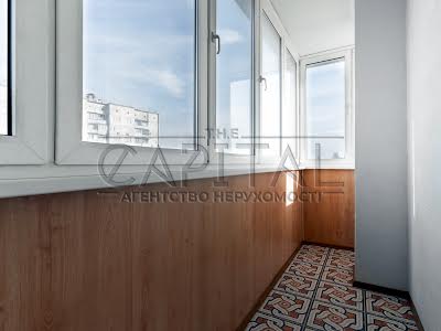 квартира по адресу Науки просп., 30