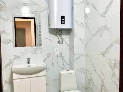 квартира за адресою Миколи Вінграновського вул., 2
