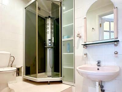 квартира за адресою Київ, Олександра Кониського вул., 30