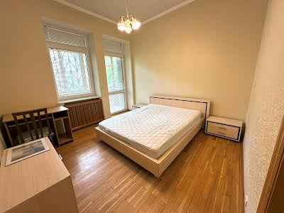 квартира за адресою Обсерваторна вул., 10
