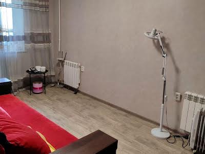 квартира по адресу Дружбы Народов ул., 240