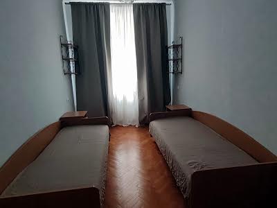 квартира за адресою Василя Тютюнника вул. (Анрі Барбюса), 32