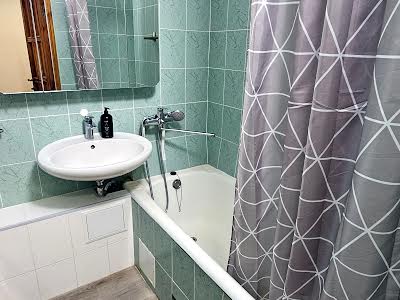 квартира за адресою Київ, Стадіонна вул., 6