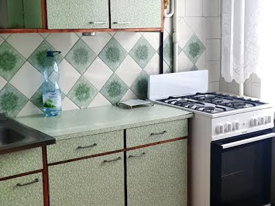 квартира за адресою Прирічна вул., 27