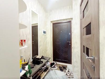 квартира за адресою Польова вул., 73