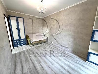 квартира по адресу Ревуцкого ул., 34А