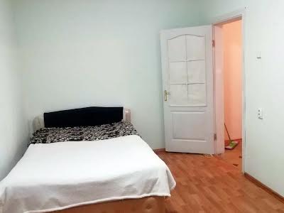 квартира за адресою Прирічна вул., 17-В