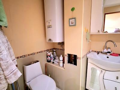 квартира за адресою Астрономічна вул., 35и