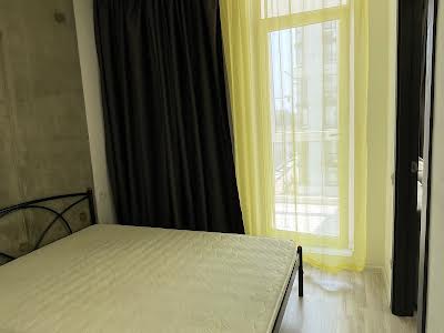 квартира за адресою Київ, Салютна вул., 2к3