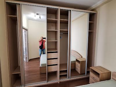 квартира за адресою Дмитра Луценка вул. (Крейсера 