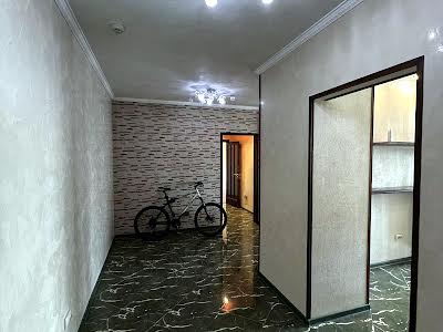 квартира за адресою Срібнокільська вул., 1