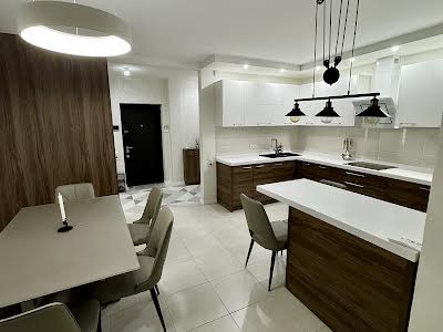 квартира за адресою Метрологічна вул., 15