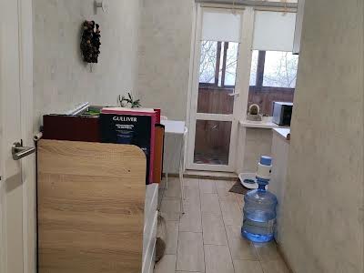 квартира за адресою Райдужна вул., 13-В