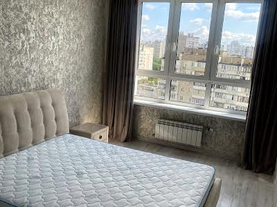 квартира по адресу Драгоманова ул., 10