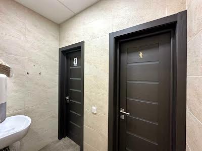 коммерческая по адресу Кловский спуск, 7a