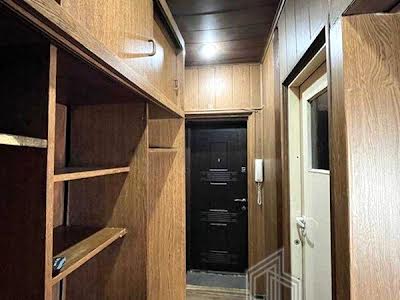 квартира по адресу Авиаконструктора Антонова ул., 12