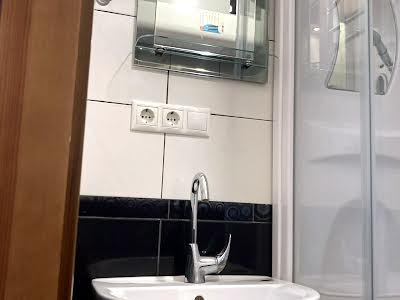 квартира за адресою Ованеса Туманяна вул., 3