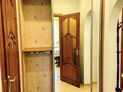 квартира за адресою Федора Ернста вул., 12