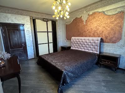 квартира за адресою Назарівська вул. (Вєтрова), 23