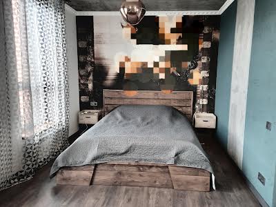 квартира за адресою Набережно-Рибальська вул., 27