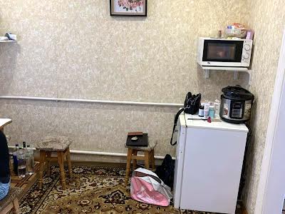 будинок за адресою Шкільна вул., 25