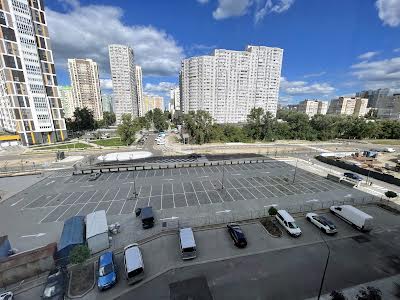 квартира за адресою Микільсько-Слобідська вул., 11