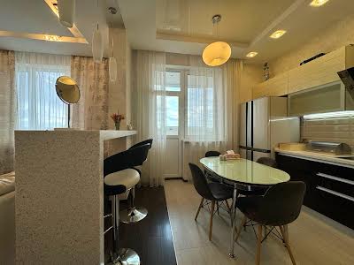 квартира за адресою Науки, 28