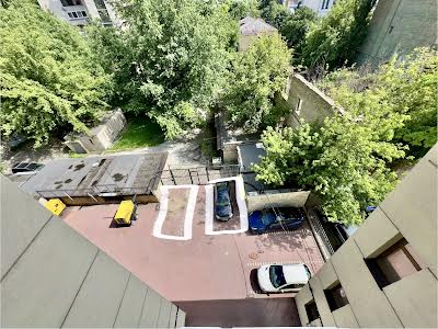 комерційна за адресою Олеся Гончара вул., 41