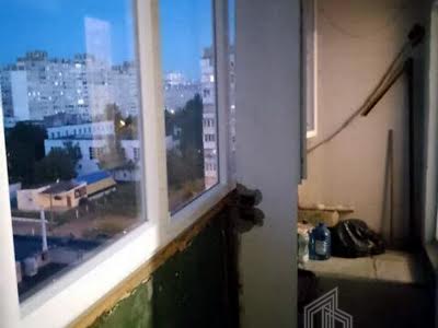 квартира по адресу Киев, Драгоманова ул., 7А
