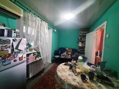 квартира за адресою Середньофонтанська вул., 32а
