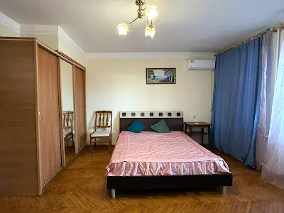 квартира за адресою Празька вул., 17