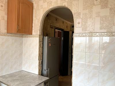 квартира за адресою Райдужна вул., 13-В