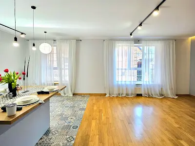 будинок за адресою 9-та Лінія вул., 21