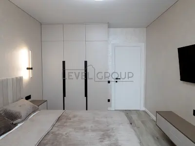 квартира за адресою Віктора Некрасова вул. (Північно-Сирецька), 8