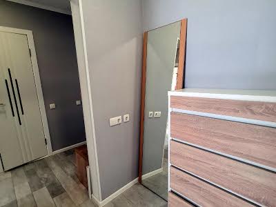 квартира за адресою Академіка Глушкова просп., 9-Є