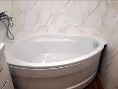 квартира за адресою Рея Бредбері вул., 2