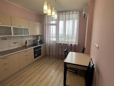 квартира по адресу Авиаконструктора Игоря Сикорского ул. (Танковая), 1-Б