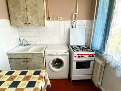 квартира за адресою Кубанської України вул. (Маршала Жукова), 51