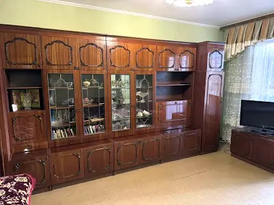 квартира за адресою Ревуцького вул., 18