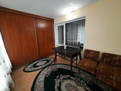 квартира за адресою Київ, Кирилівська вул. (Фрунзе), 126/2