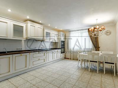 будинок за адресою с. Гора, Лісова