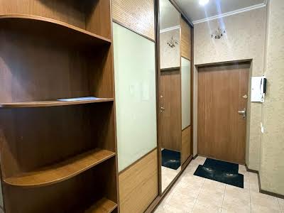 квартира за адресою Євгена Коновальця вул. (Щорса), 36б