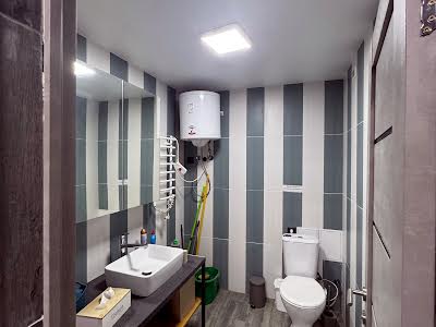 коммерческая по адресу с. Гора, Центральна ул., 51-В