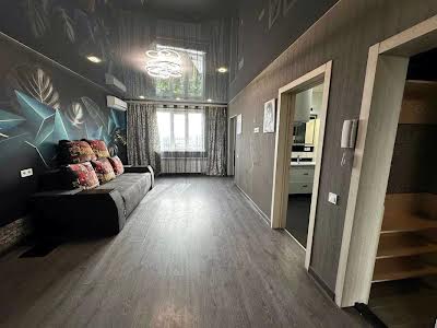 квартира за адресою Сонячна вул., 9
