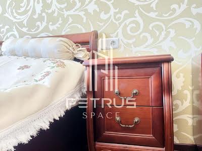 квартира за адресою Урлівська вул., 16/37