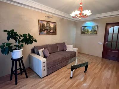 квартира за адресою Григоренка Петра просп., 5