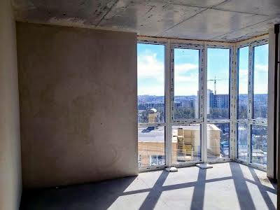 квартира за адресою Кришталева вул., 1Б