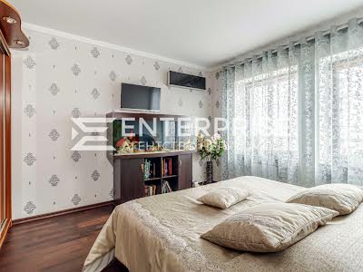 квартира по адресу Киев, проспект Науки, 80А/73